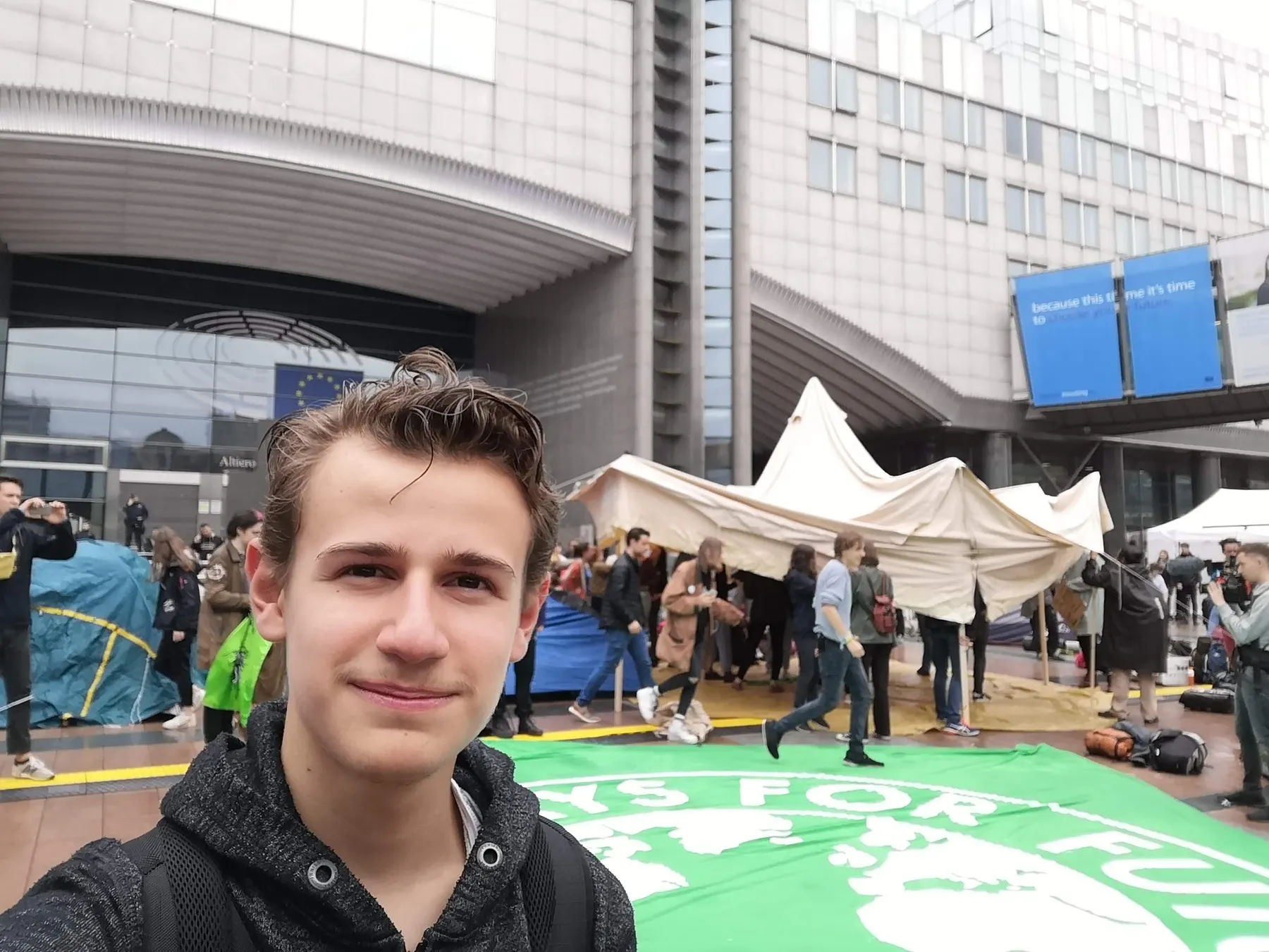 Occupation of the European Parliament on election day, image 4