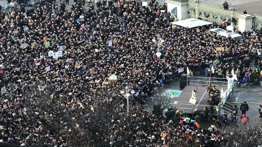 Greta's climate strike in Turin, image 2