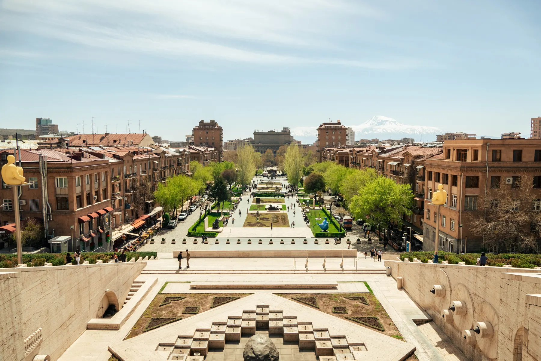 Երևան, Հայաստան · 9